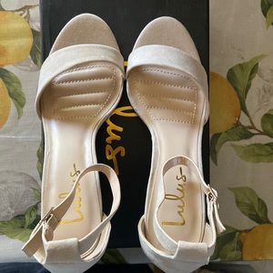NEW Lulu’s Lover Heeled Sandals Size 8